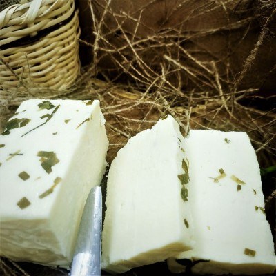 Tam Yağlı Otlu Peynir (500 Gr) - Akalp Gurme